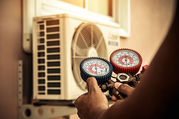 Professional Hvac technician working in Goshen, UT